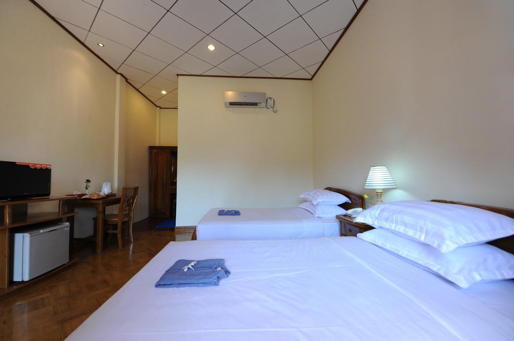 Sky Palace Hotel Bagan Exterior foto