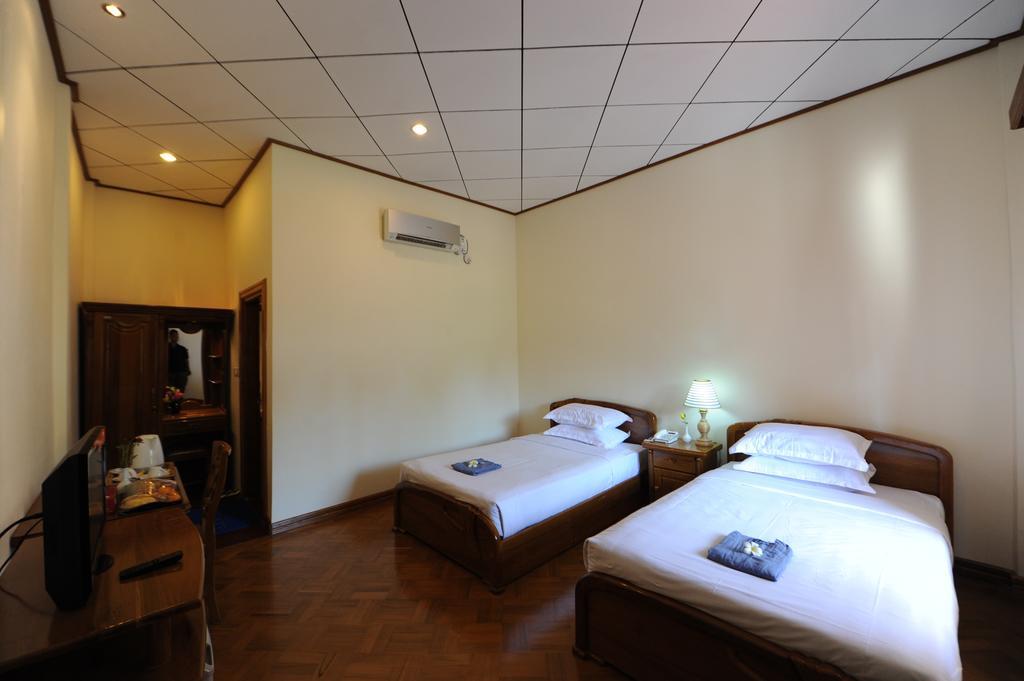 Sky Palace Hotel Bagan Exterior foto