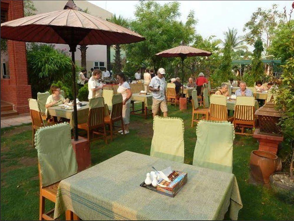 Sky Palace Hotel Bagan Exterior foto