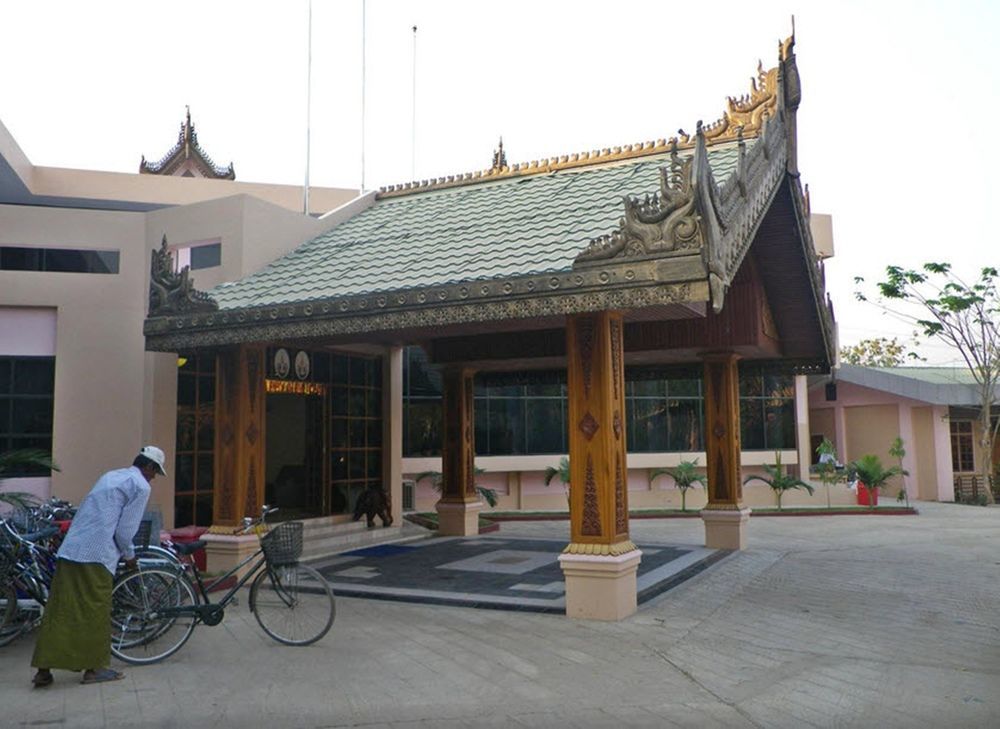 Sky Palace Hotel Bagan Exterior foto
